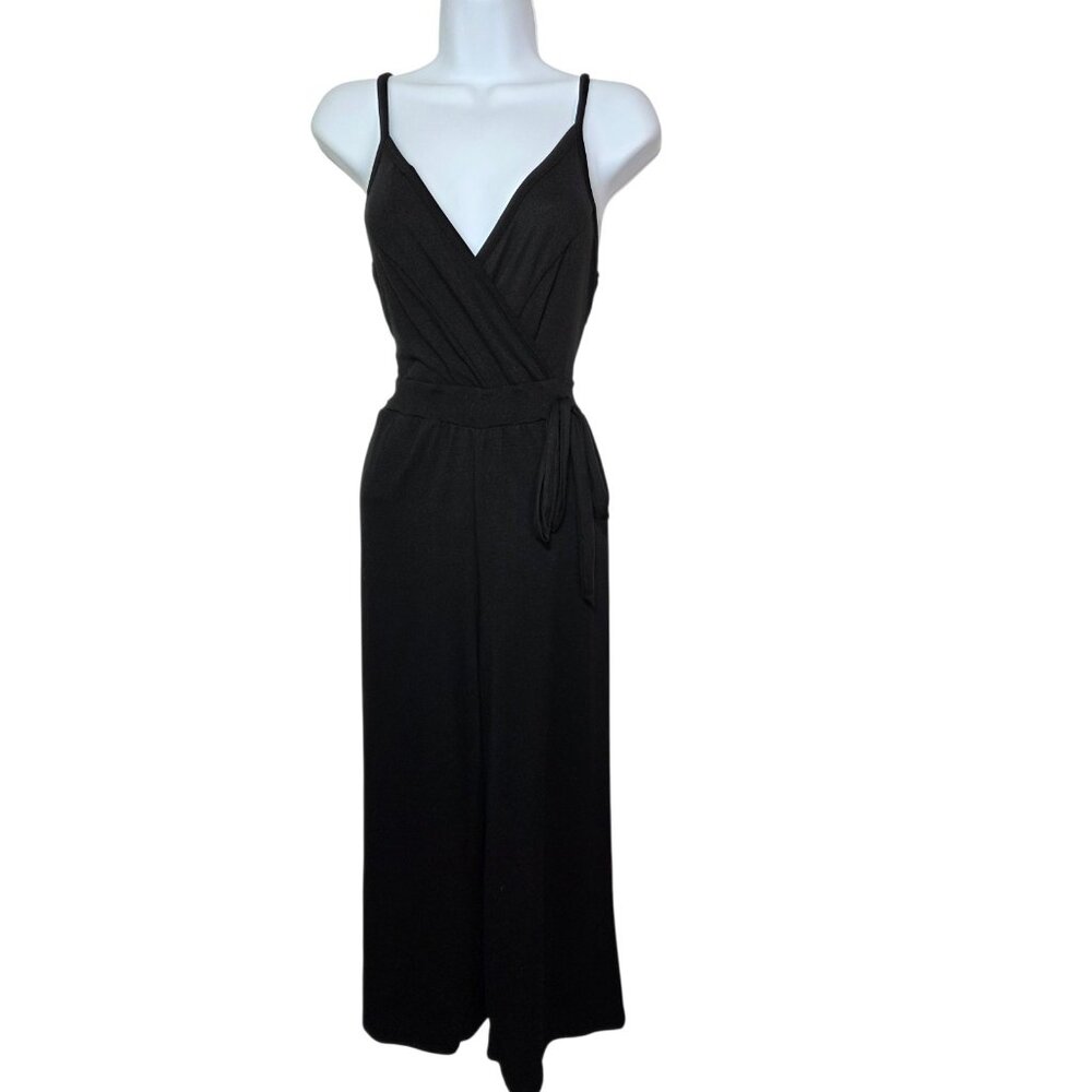 Stilleto's V-Neck Black Wide Leg Cropped Jumpsuit M NWT Jersey Knit Stretch‎